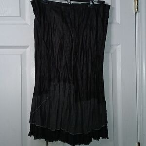 Alexandra Rosati  charcoal gray crinkle skirt Sz L NWOT
